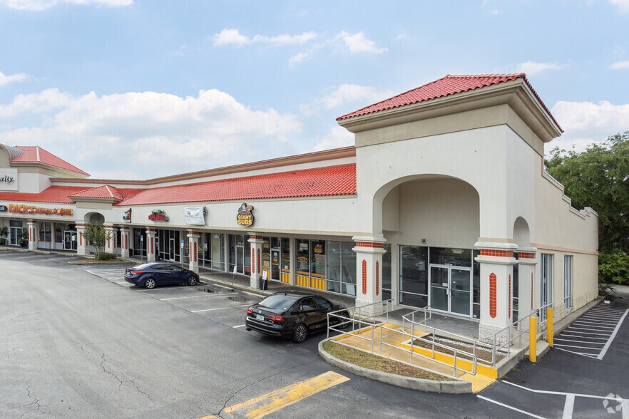 More Photos Of 10730-10750 Atlantic Blvd, Jacksonville Unknown For Lease