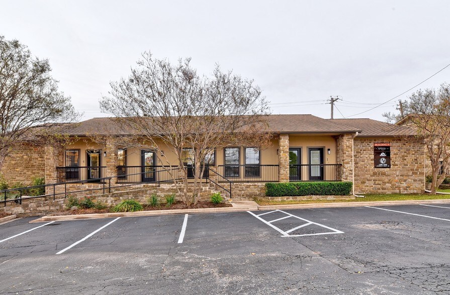 More Photos Of 13740 Research Blvd, Austin Medical For Lease