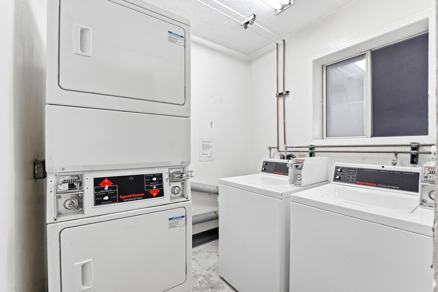 More Photos Of 1184 W Casa Grande Ave, Anaheim Apartments For Sale