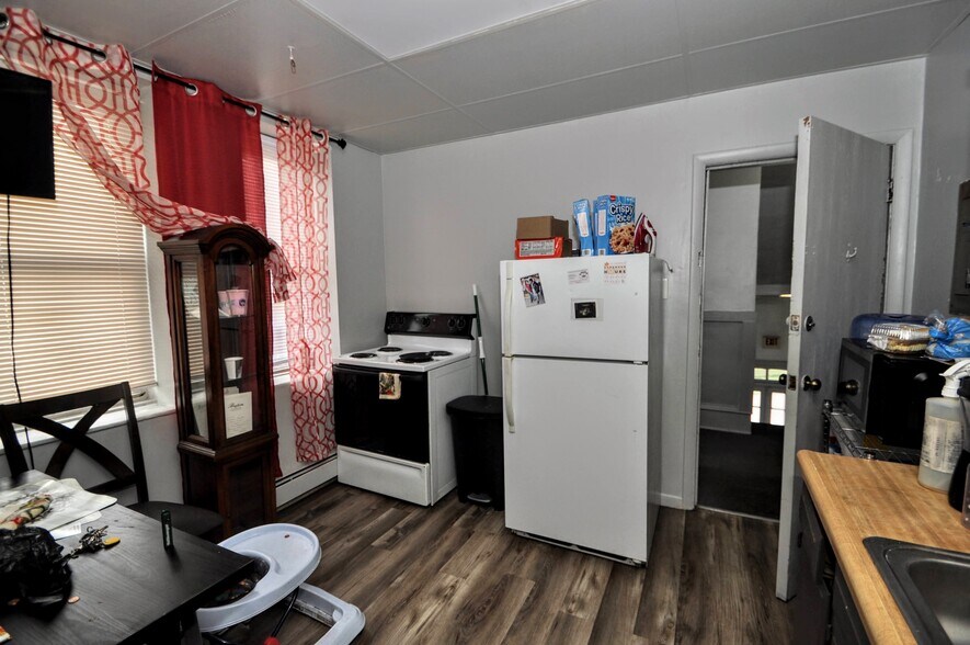 More Photos Of 200 E Elizabeth St, Pittsburgh Apartments For Sale