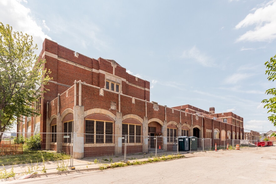 More Photos Of 950 Selden St, Detroit Schools For Lease