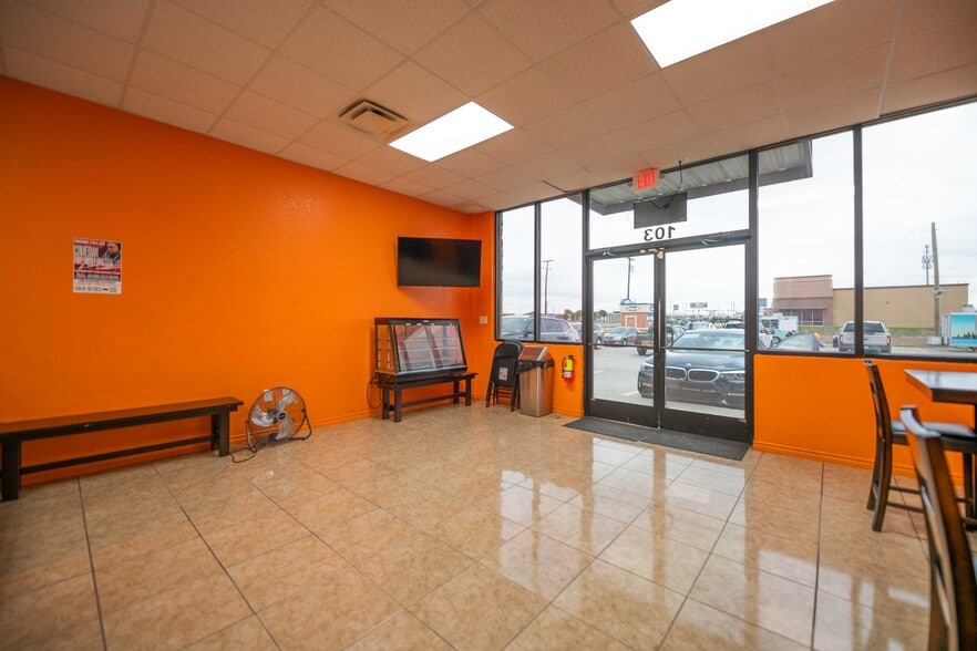 More Photos Of 3804 W Stan Schlueter Loop, Killeen Freestanding For Sale