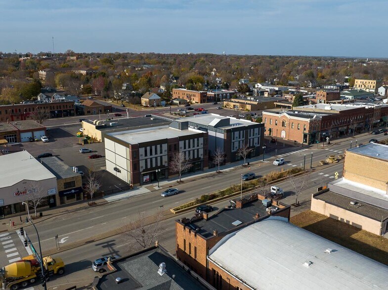 More Photos Of 410 S Minnesota Ave, Saint Peter Apartments For Sale