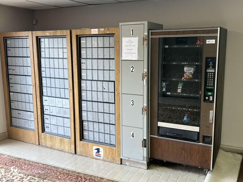 More Photos Of 4854 Old National Hwy, College Park Office For Lease