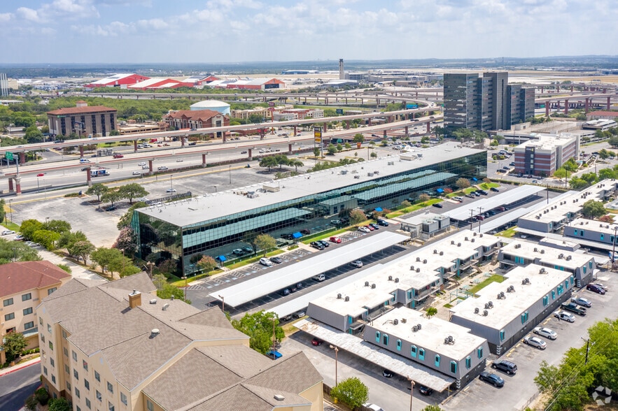 More Photos Of 84 NE Loop 410, San Antonio Office For Lease