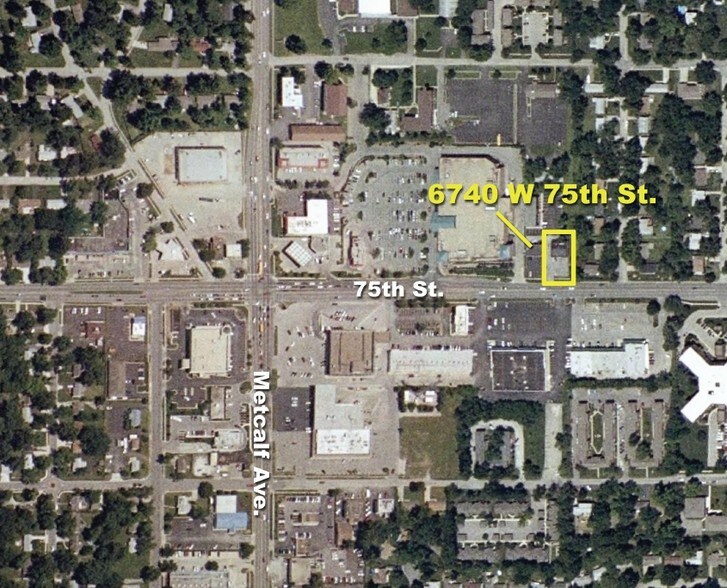 More Photos Of 6740 W 75th St, Overland Park General Retail For Sale