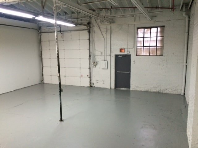 More Photos Of 3333 W Harrison St, Chicago Manufacturing For Lease
