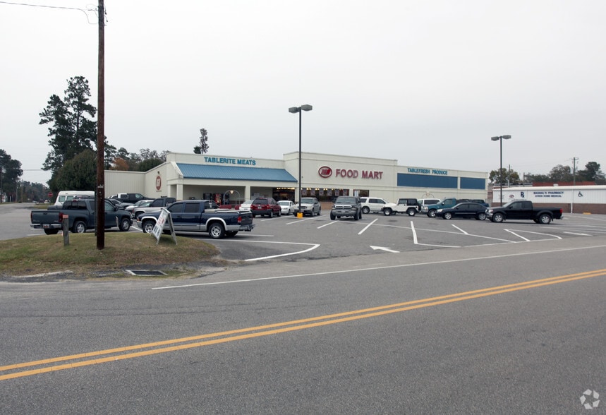 Primary Photo Of 715 S Main St, Aynor Supermarket For Sale