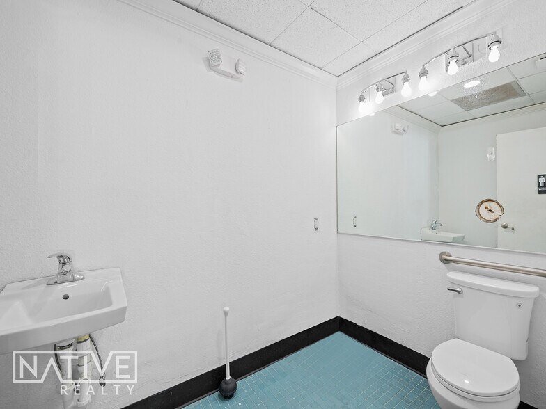More Photos Of 3700-4032 N Ocean Blvd, Fort Lauderdale Unknown For Lease