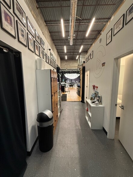 More Photos Of 5707-5709 Arundel Ave, Rockville Warehouse For Sale