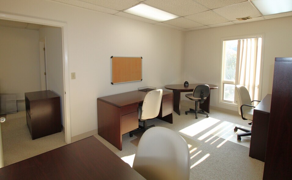 More Photos Of 1578 Route 130, North Brunswick Office For Lease