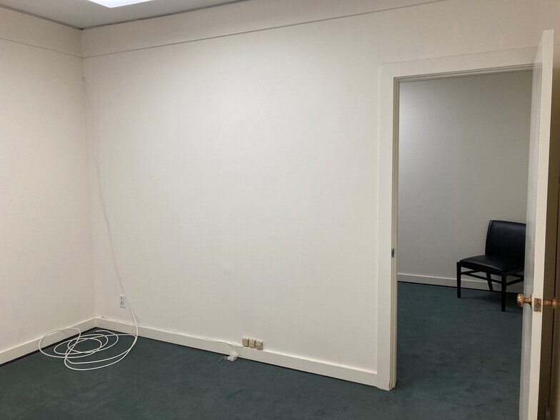 More Photos Of 1200 Mt Diablo Blvd, Walnut Creek Medical For Lease