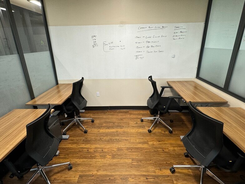 More Photos Of 1220 Blalock Rd, Houston Office For Lease