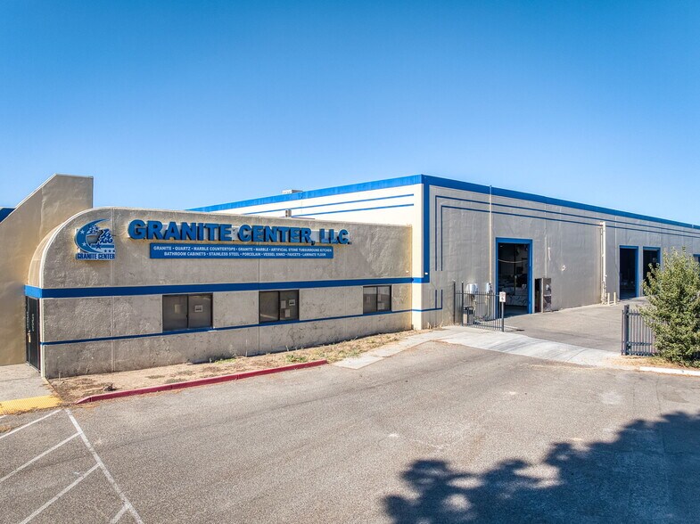 More Photos Of 5333 N Cornelia Ave, Fresno Warehouse For Sale