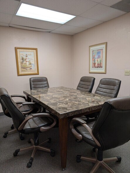 More Photos Of 2524 W Ruthrauff Rd, Tucson Office Residential For Sale