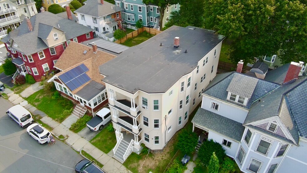 More Photos Of 87 Webster St, Haverhill Apartments For Sale