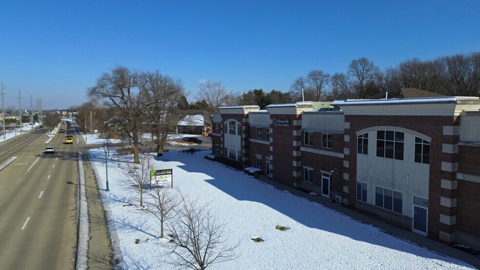 More Photos Of 10967 Allisonville Rd, Fishers Medical For Lease