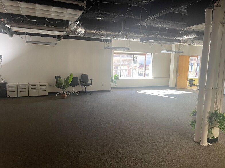 More Photos Of 1701-1703 Broadway, Oakland Office For Lease