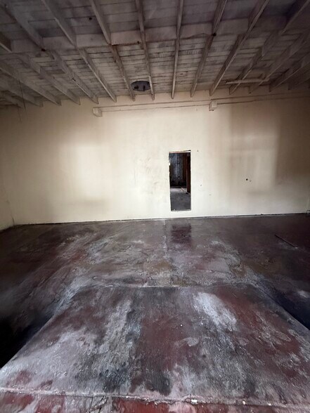More Photos Of 2825 West St, Emeryville Warehouse For Sale