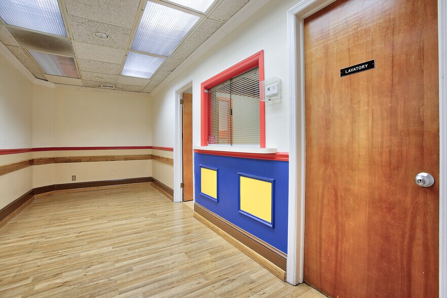 More Photos Of 1020-1030 Park Ave, Plainfield Medical For Sale