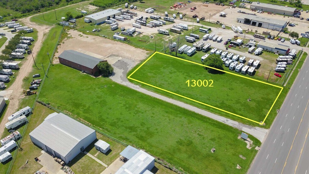 More Photos Of 13002 N Navarro St, Victoria Land For Sale