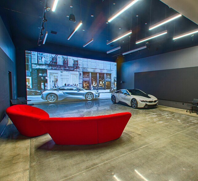 More Photos Of 2201 Corporate Center Dr, Newbury Park Research And Development For Sale