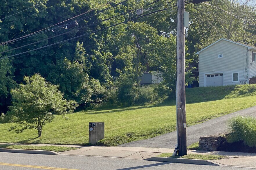 352 Robinson Ave, Newburgh, NY 12550 Land For Sale