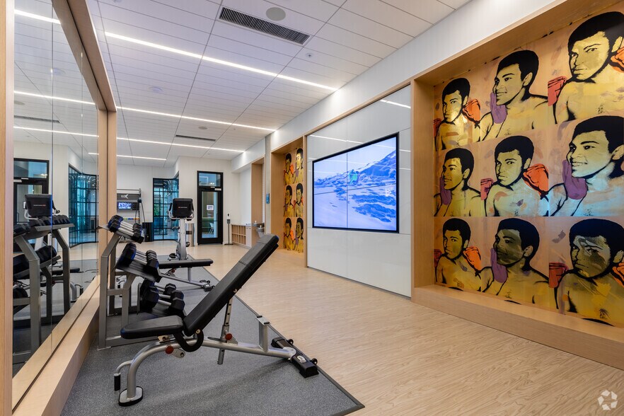 More Photos Of 518 NE 20th Ave, Portland Apartments For Lease