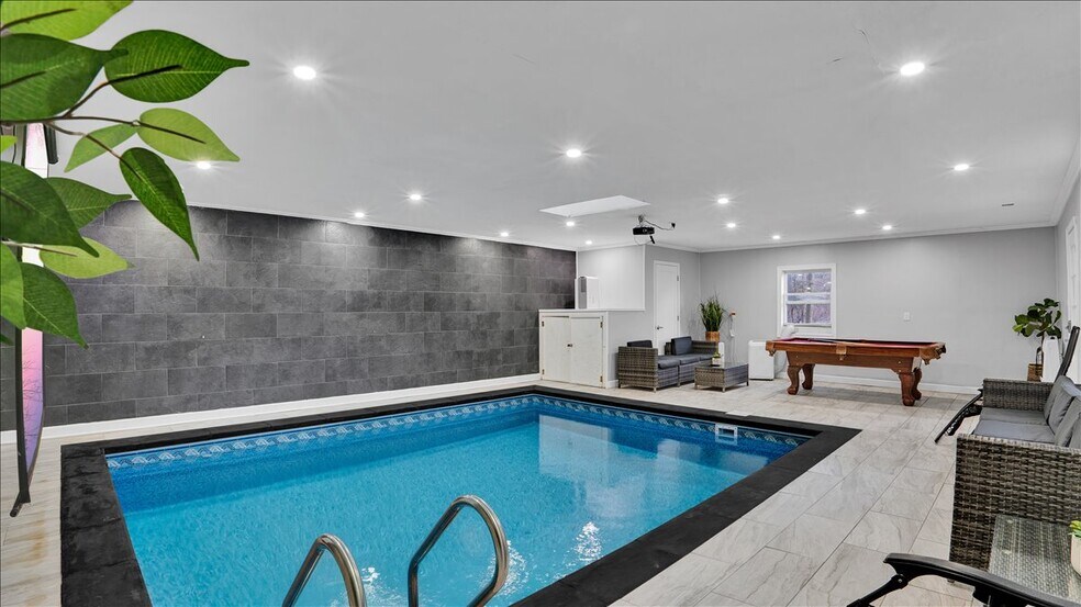 More Photos Of 5951 Milford Rd, East Stroudsburg Specialty For Sale