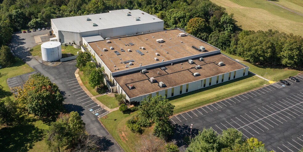 More Photos Of 623 Welsh Run Rd, Ruckersville Light Manufacturing For Lease