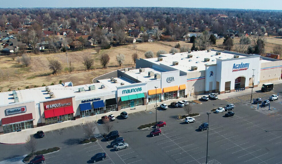 More Photos Of 4408 W Owen K Garriott Rd, Enid Freestanding For Lease