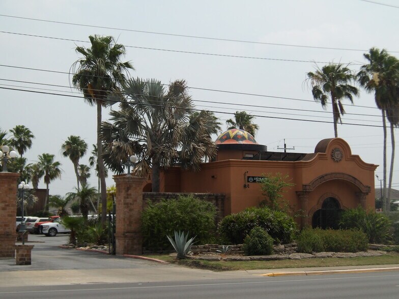 More Photos Of 1906A E Tyler, Harlingen Office For Sale