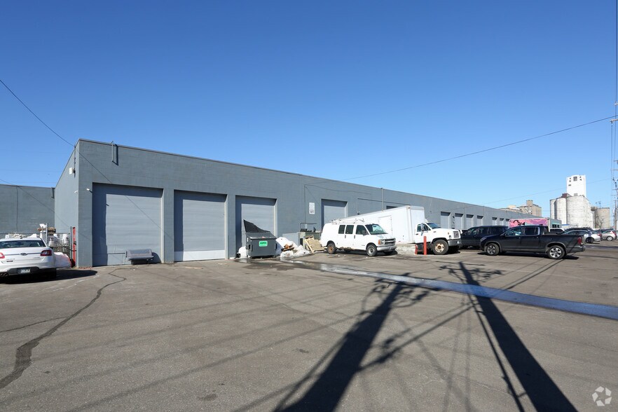 More Photos Of 3830 Cheatham Ave, Minneapolis Manufacturing For Lease
