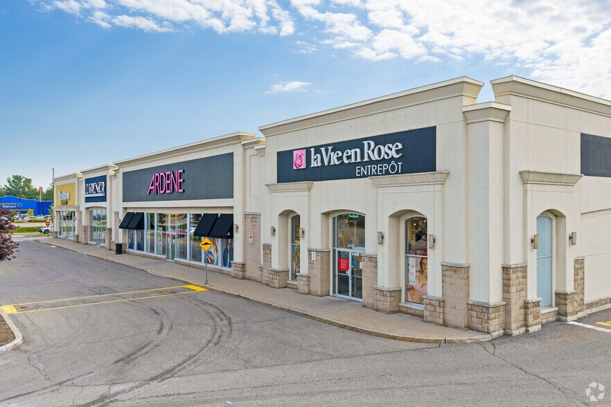 More Photos Of 5205 Boul Robert-Bourassa, Laval Unknown For Lease