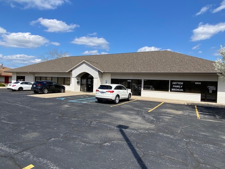 More Photos Of 9801-9805 Prairie Ave, Highland Medical For Lease