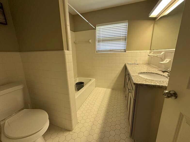More Photos Of 33806 Hwy 16, Denham Springs Daycare Center For Sale