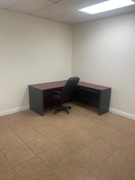 More Photos Of 1006 Aultman St, Ely Office For Sale