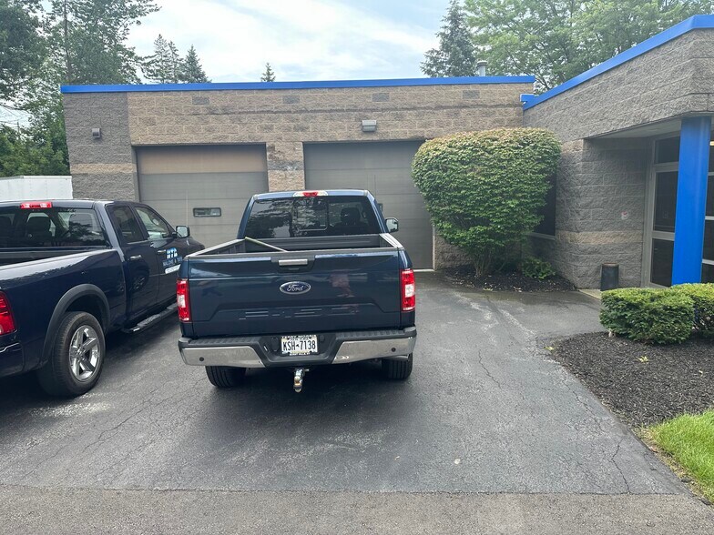 More Photos Of 2217 Central Ave, Schenectady Office For Lease