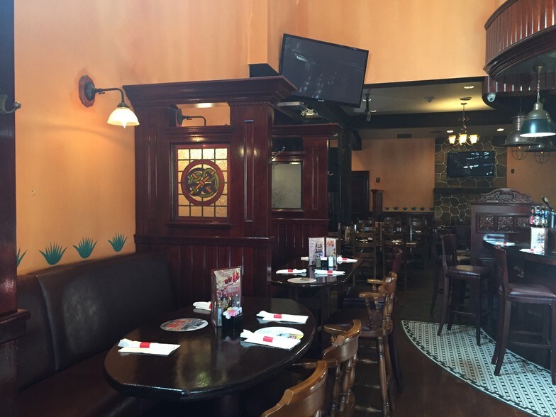 More Photos Of 1340 Village West Pky, Kansas City Restaurant For Lease