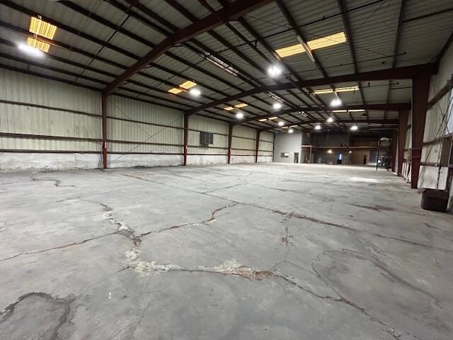 More Photos Of 1905 Aduanales Ln, Laredo Warehouse For Lease