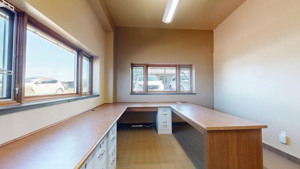 More Photos Of 1668 Gleneagles Blvd, Billings Office For Sale