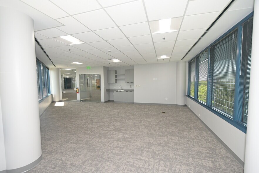More Photos Of 225 E Robinson St, Orlando Office Residential For Lease