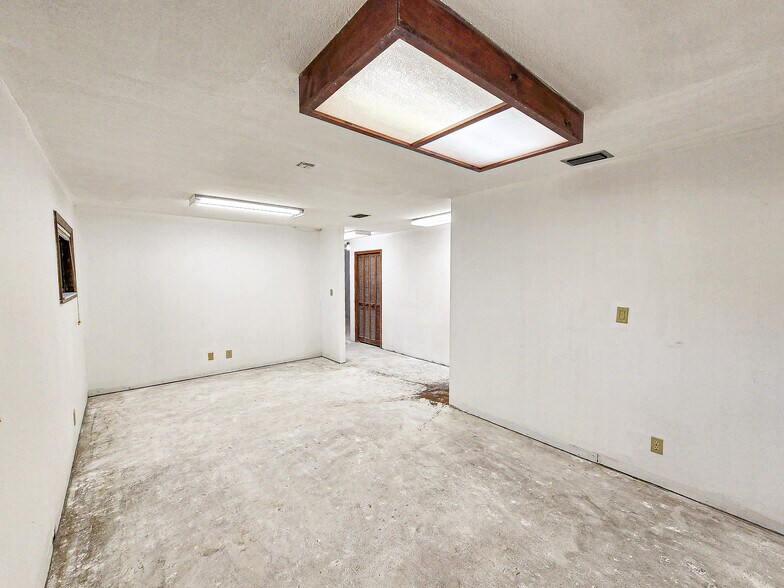 More Photos Of 11121 SE 53rd Ct, Belleview Medical For Sale