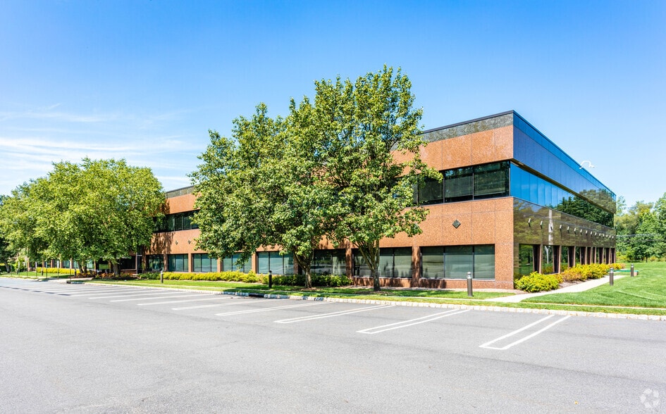 More Photos Of 11 Philips Pky, Montvale Office For Sale