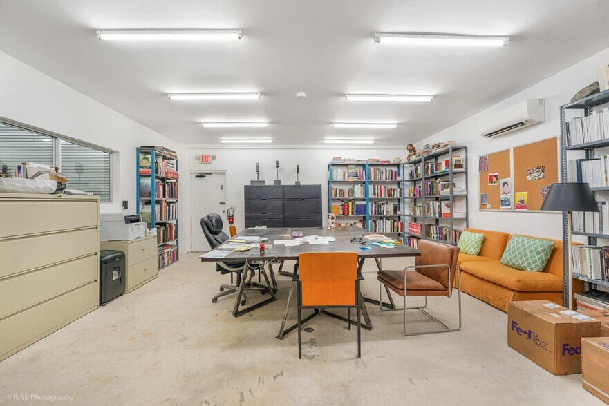 More Photos Of 995 NW 72nd St, Miami Warehouse For Lease