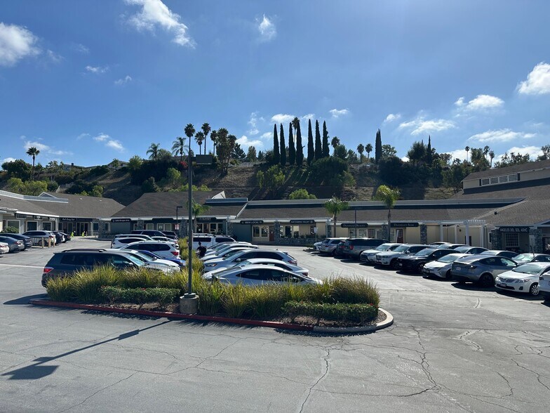 More Photos Of 800-884 N Diamond Bar Blvd, Diamond Bar Unknown For Lease