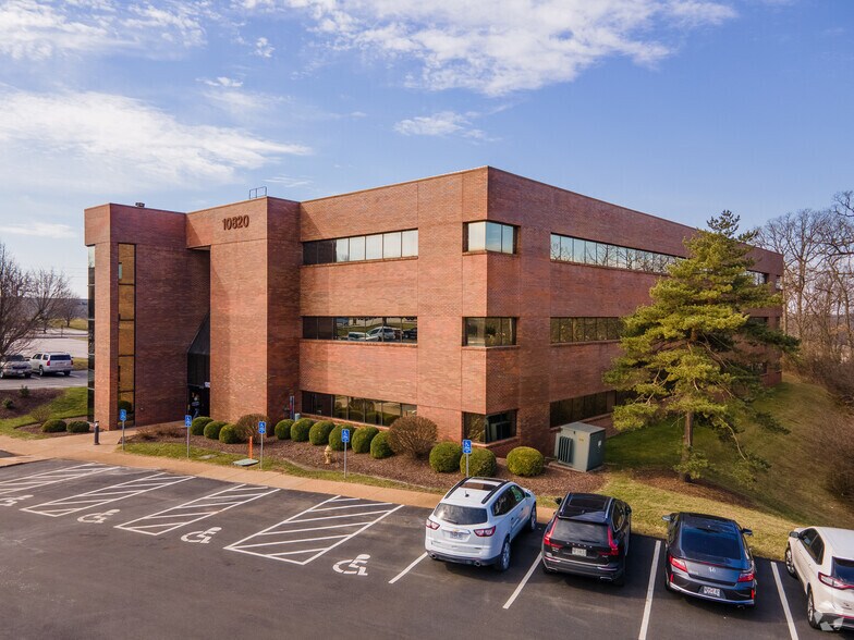 More Photos Of 10820 Sunset Office Dr, Saint Louis Office For Lease