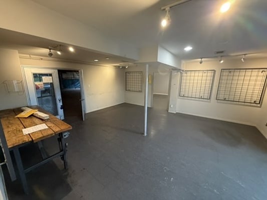 More Photos Of 2009 Johnson Industrial Blvd, Nolensville Manufacturing For Sale