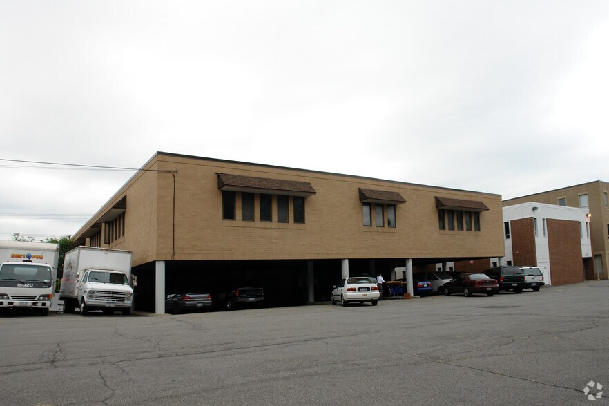 More Photos Of 1524 Central Ave, Albany Office For Lease