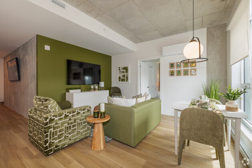 More Photos Of 5200 St De La Savane, Montréal Apartments For Lease